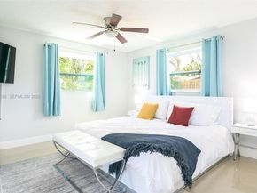 80 NW 40th St, Oakland Park FL 33309