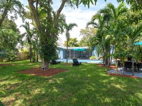 80 NW 40th St, Oakland Park FL 33309