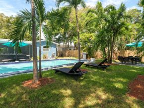 80 NW 40th St, Oakland Park FL 33309