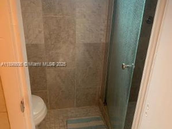 4249 NW 50th Ter, Lauderdale Lakes FL 33319