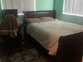 4249 NW 50th Ter, Lauderdale Lakes FL 33319