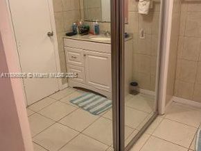 4249 NW 50th Ter, Lauderdale Lakes FL 33319