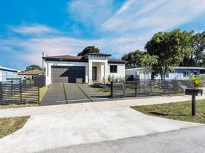 5270 Plunkett St, Hollywood FL 33021