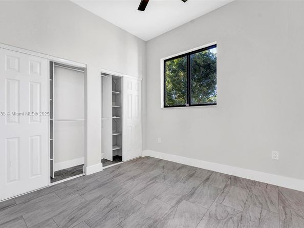 5270 Plunkett St, Hollywood FL 33021