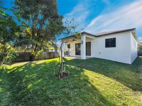 5270 Plunkett St, Hollywood FL 33021