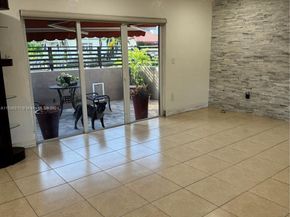 206 Ponce De Leon Blvd, Coral Gables FL 33134