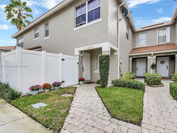 12654 SW 54th St, Miramar FL 33027