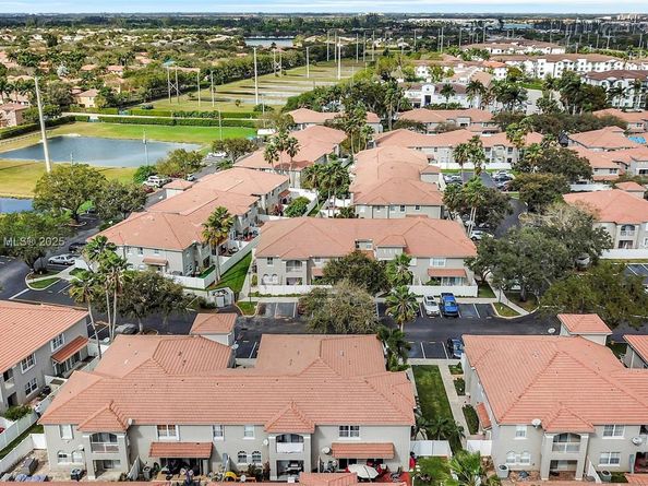 12654 SW 54th St, Miramar FL 33027