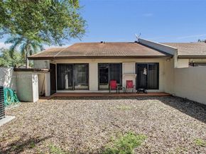 1590 NW 98th Ter, Pembroke Pines FL 33024