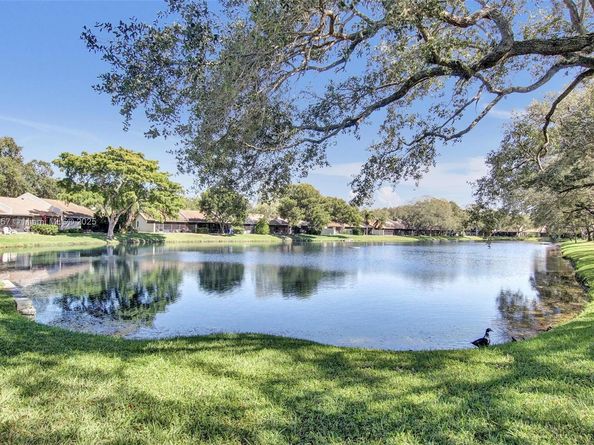 1590 NW 98th Ter, Pembroke Pines FL 33024