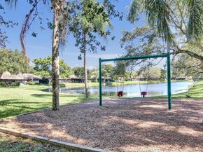 1590 NW 98th Ter, Pembroke Pines FL 33024