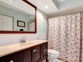 1590 NW 98th Ter, Pembroke Pines FL 33024