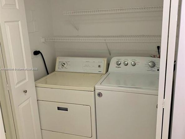 620 SW 111th Ave 104, Pembroke Pines FL 33025