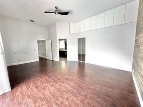 280 SW 167th Ave, Pembroke Pines FL 33027