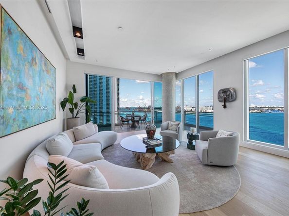 900 Brickell Key Blvd 1403, Miami FL 33131