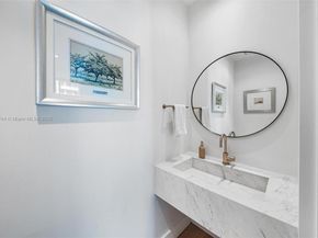 900 Brickell Key Blvd 1403, Miami FL 33131