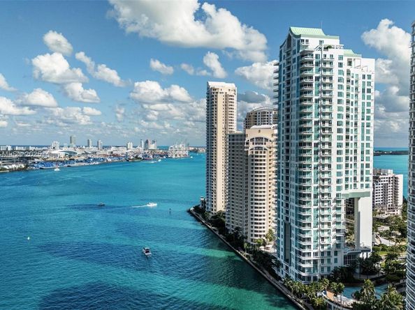 900 Brickell Key Blvd 1403, Miami FL 33131