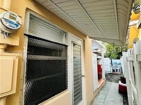 422 NW 25th Ct, Miami FL 33125