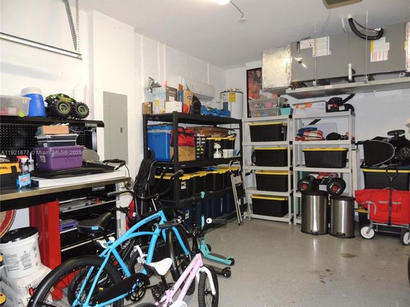 959 NE 37th Ave, Homestead FL 33033