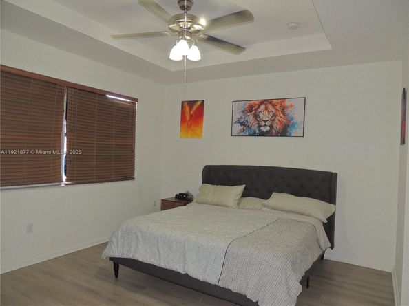 959 NE 37th Ave, Homestead FL 33033