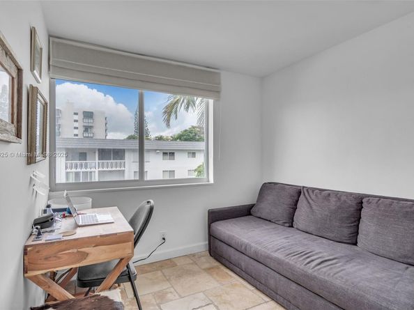 240 Galen Dr 314, Key Biscayne FL 33149