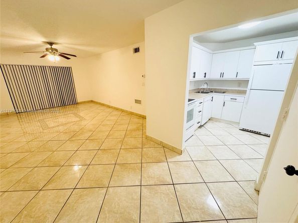 3129 Oakland Shores Dr A105, Oakland Park FL 33309