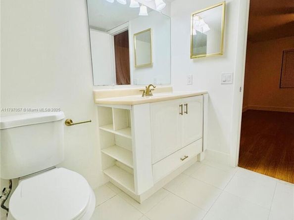3129 Oakland Shores Dr A105, Oakland Park FL 33309