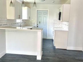 2331 NW 55th Ter, Miami FL 33142