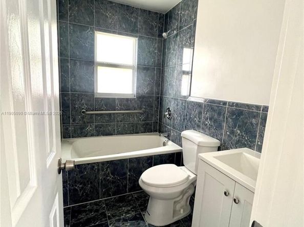 2331 NW 55th Ter, Miami FL 33142