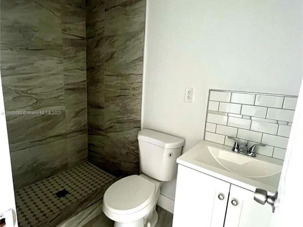 2331 NW 55th Ter, Miami FL 33142