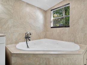 300 SW 11th Ct, Fort Lauderdale FL 33315