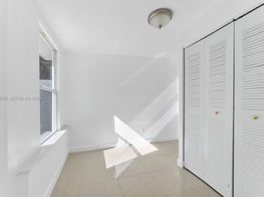 300 SW 11th Ct, Fort Lauderdale FL 33315