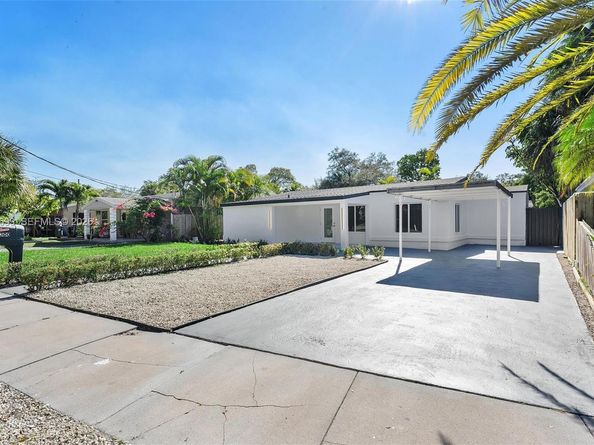 300 SW 11th Ct, Fort Lauderdale FL 33315