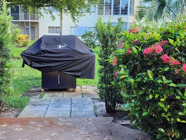 4431 NW 16th St H109, Lauderhill FL 33313
