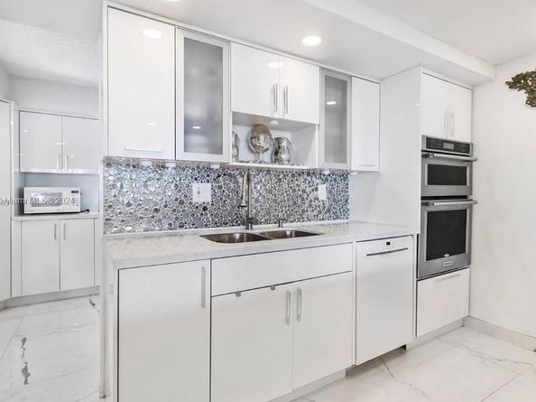 1717 N Bayshore Dr A3451, Miami FL 33132