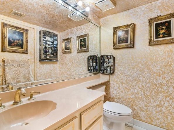1717 N Bayshore Dr A3451, Miami FL 33132