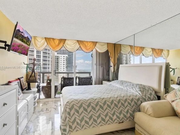 1717 N Bayshore Dr A3451, Miami FL 33132