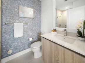 33 N Shore Dr 33, Miami Beach FL 33141