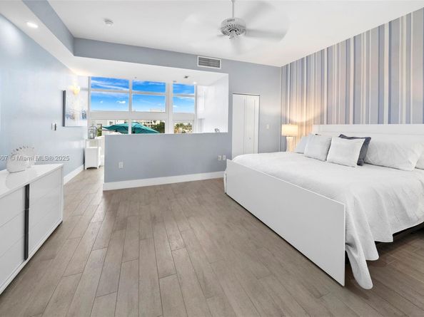 33 N Shore Dr 33, Miami Beach FL 33141