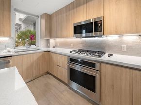 33 N Shore Dr 33, Miami Beach FL 33141
