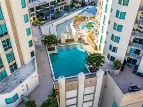 9055 SW 73 Ct 809, Miami FL 33156