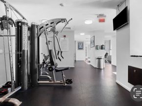 9055 SW 73 Ct 809, Miami FL 33156