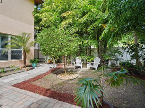 9127 SW 171st Ct, Miami FL 33196