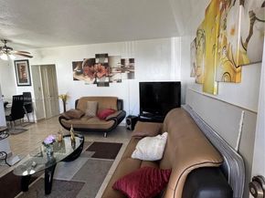 71 NW 76th St 5, Miami FL 33150