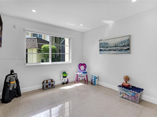 7851 Miller Dr A117, Miami FL 33155