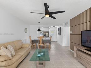 5000 NW 36th St 410, Lauderdale Lakes FL 33319