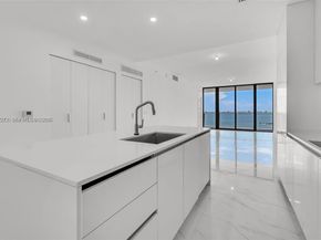 700 NE 24 St 3903, Miami FL 33137