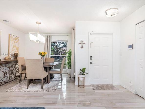 7101 NW 40th St, Coral Springs FL 33065