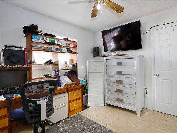 19491 SW 121st Ave, Miami FL 33177