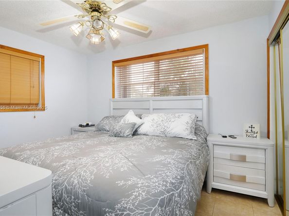 19491 SW 121st Ave, Miami FL 33177